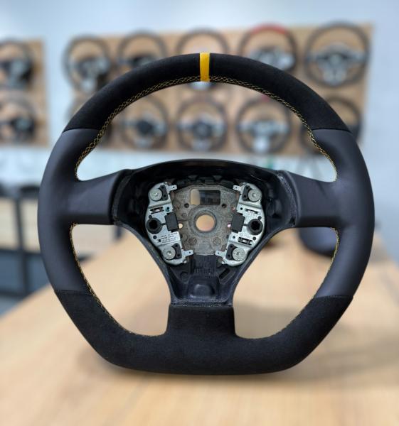 VW Golf 5 V GTI Lenkrad neu beziehen